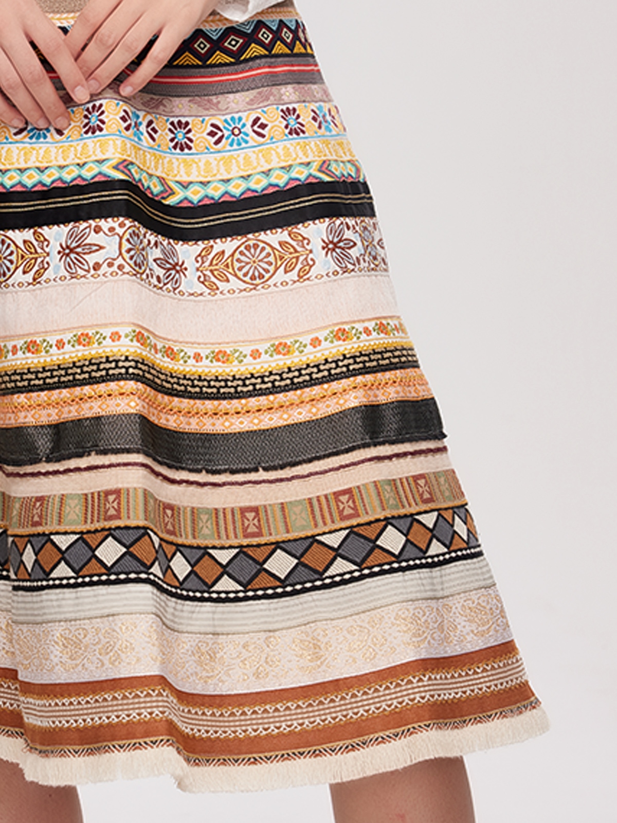 Dirndlbluse lang in elegantem Gelb