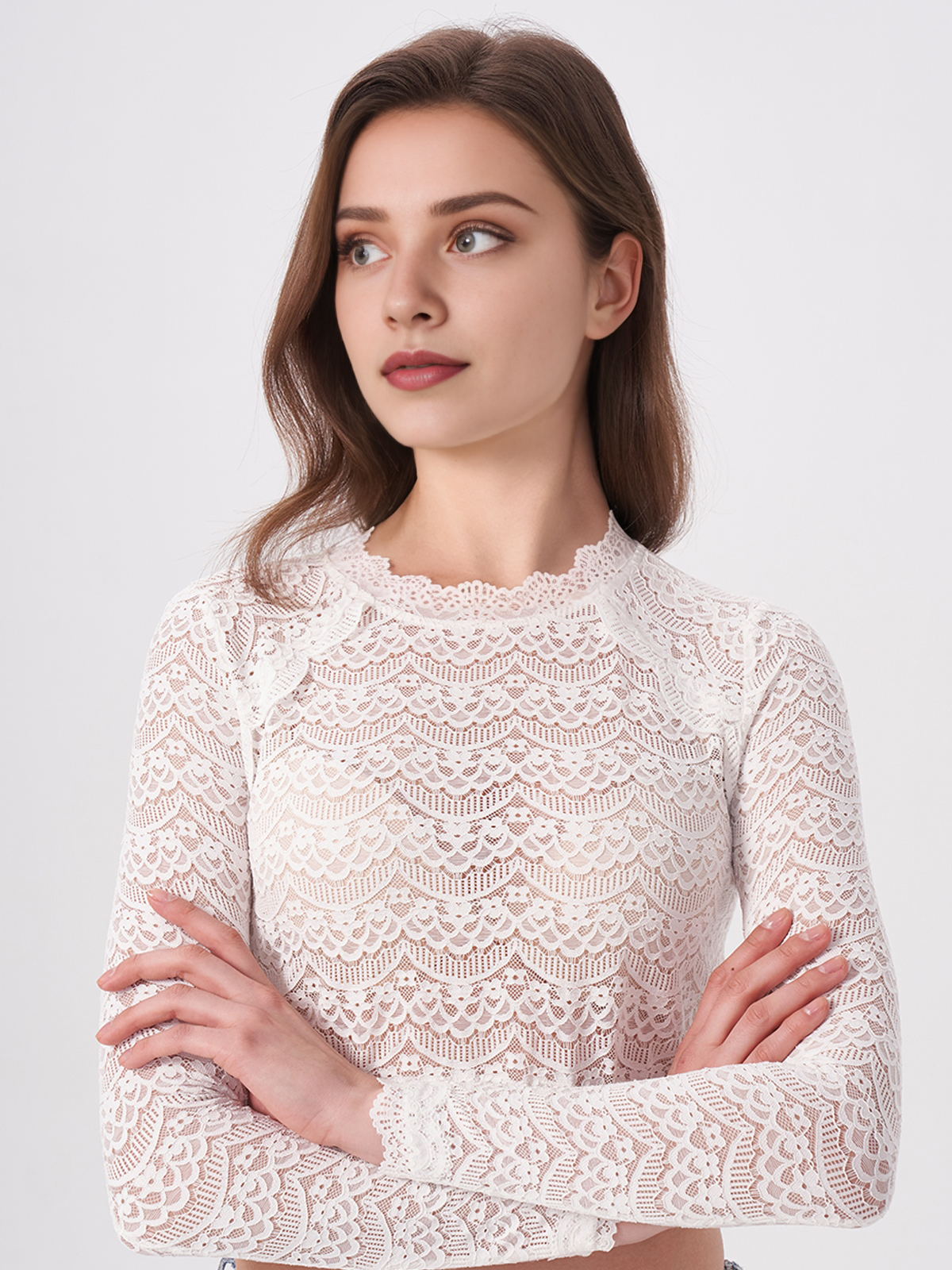 Klassisches grünes Dirndl mit weißer Bluse