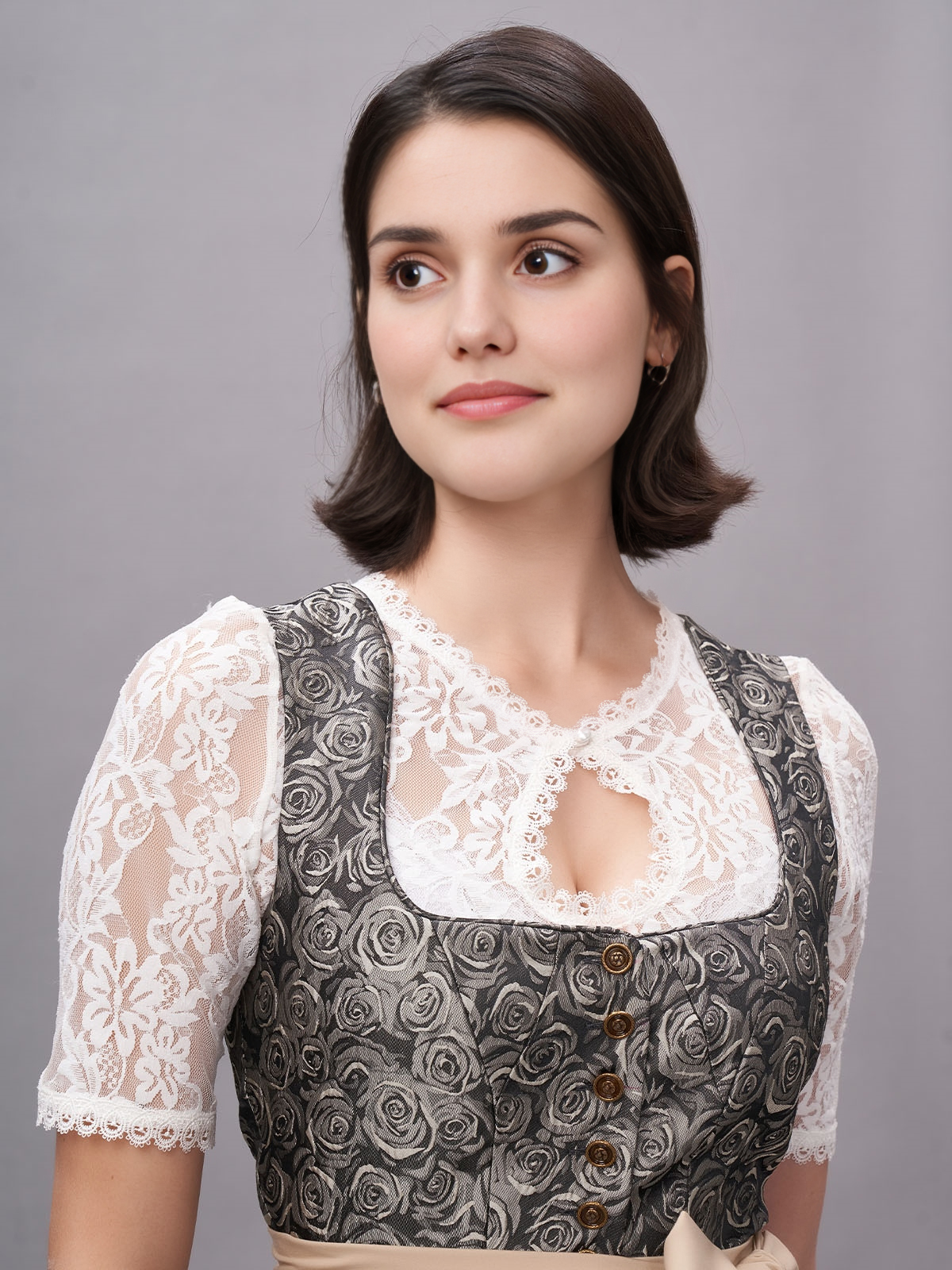 Traditionelles Dirndl in Gelb mit passender Bluse