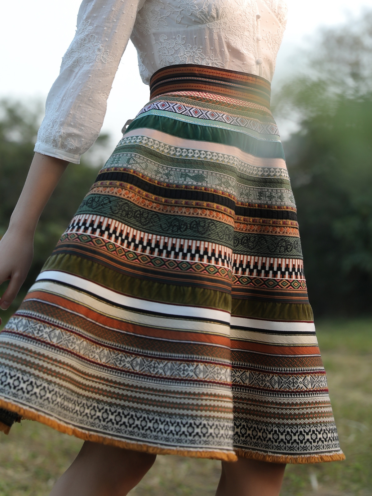 Modernes Dirndl in Grün