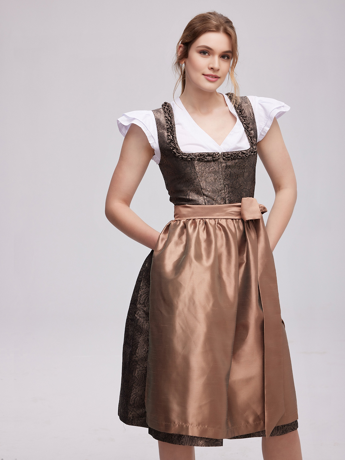 Dirndl Weinrot Samt