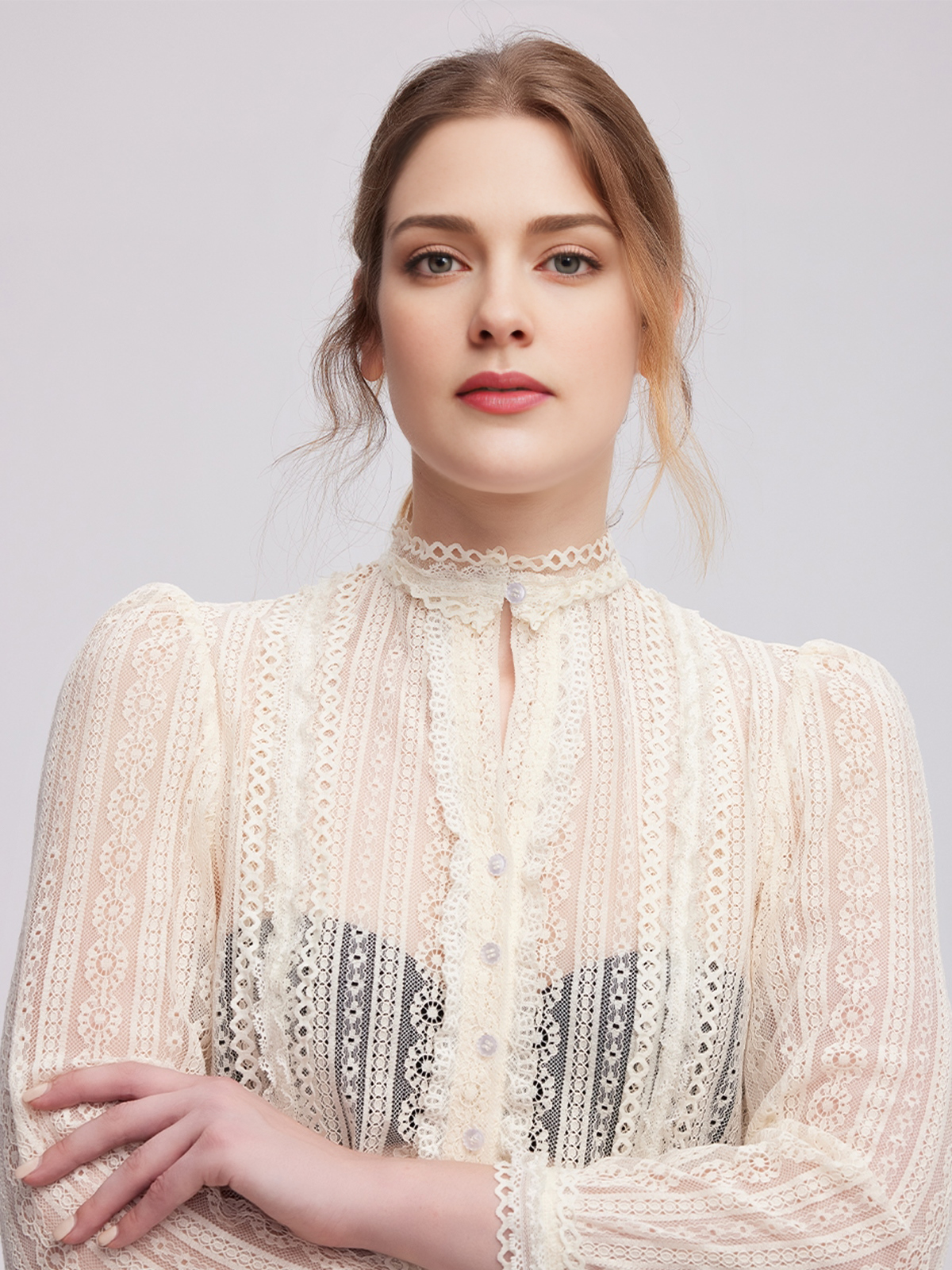 Elegantes Ja Mei Dirndl in Beige